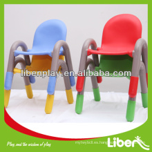 Silla de plástico para niños, silla escolar, mesa para niños y sillas LE.ZY.013